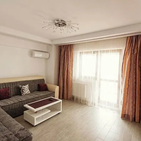 Deluxe Nirvana Apartment *